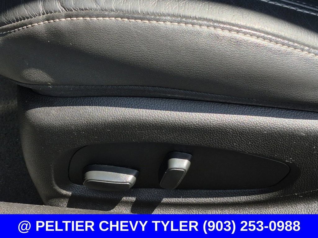 Used 2022 Chevrolet Camaro LT w/ RS Package RWD image 34