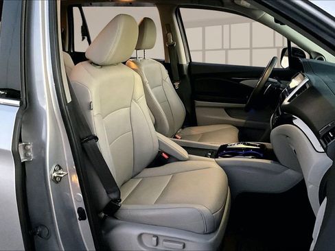 Used 2017 Honda Pilot Elite image 30