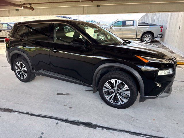 Used 2021 Nissan Rogue SV FWD image 15