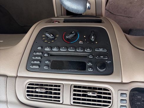 Used 2007 Ford Taurus SE image 12