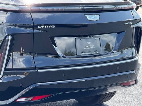 Certified 2024 Cadillac Lyriq Luxury AWD/4WD image 9