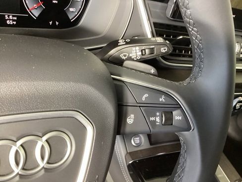Certified 2025 Audi Q5 2.0T Premium Plus w/ Premium Plus Package image 32