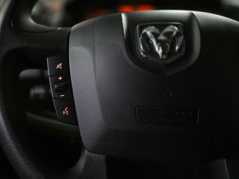 Used 2021 RAM ProMaster 2500 image 17