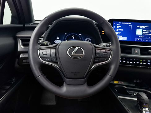 Used 2025 Lexus UX 300h FWD w/ Accessory Package (Z1) image 4