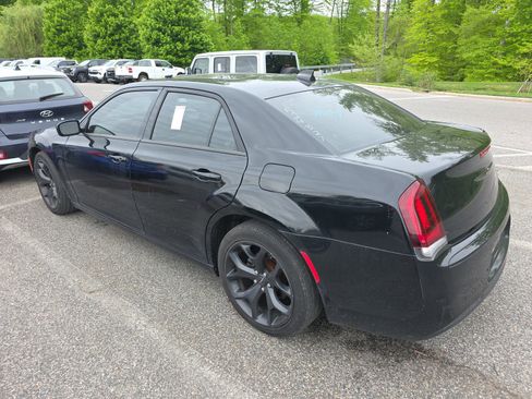 Used 2023 Chrysler 300 S RWD image 1