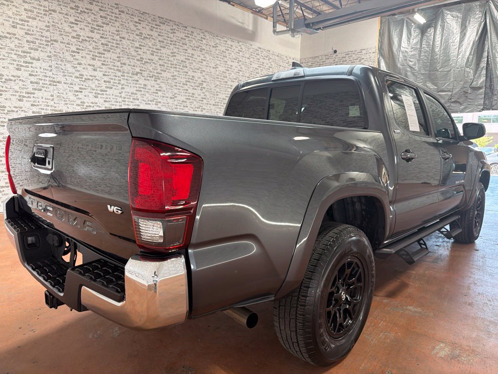 Used 2021 Toyota Tacoma SR5 RWD image 7