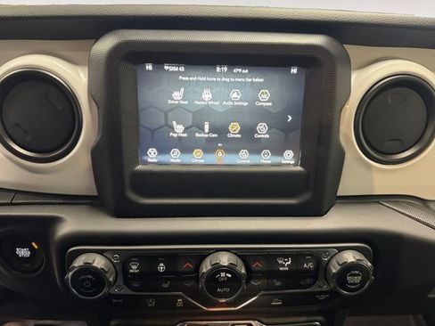 Used 2021 Jeep Wrangler Unlimited Islander AWD/4WD image 12