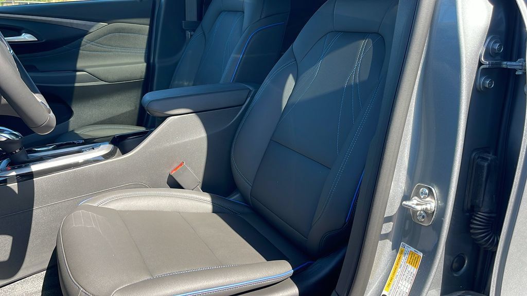 New 2026 Buick Envista Sport Touring w/ Convenience I Package FWD image 11