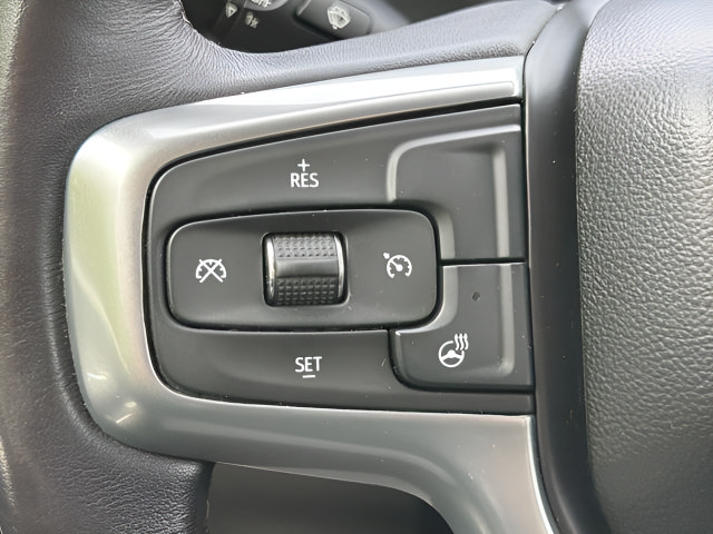 Used 2022 Chevrolet Silverado 1500 LT Trail Boss w/ LPO, Dark Essentials Package AWD/4WD image 8