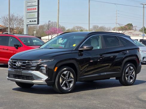 Used 2025 Hyundai Tucson SEL image 2