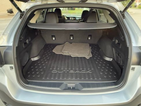 Used 2024 Subaru Outback Onyx Edition image 17