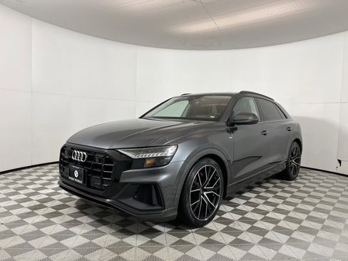 Used 2020 Audi Q8 Prestige w/ Prestige Package image 3