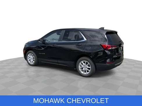 Used 2023 Chevrolet Equinox LT AWD/4WD image 7