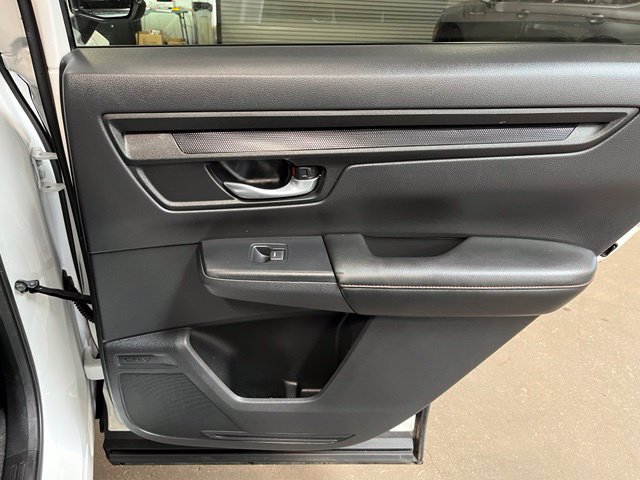 Used 2025 Honda CR-V Sport image 13