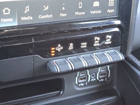 Used 2022 RAM 1500 Limited image 30