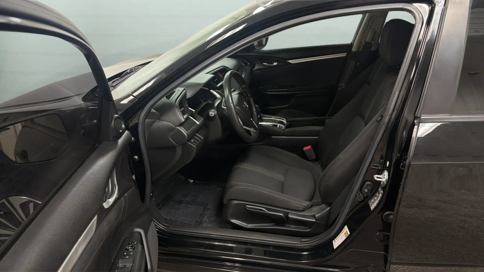Used 2018 Honda Civic EX-T image 21