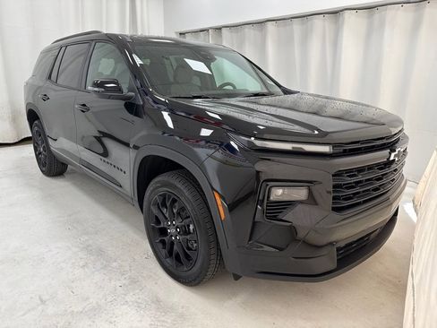 New 2026 Chevrolet Traverse LT w/ Midnight/Sport Edition image 3