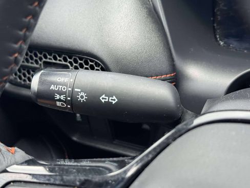 Certified 2025 Honda HR-V Sport image 18