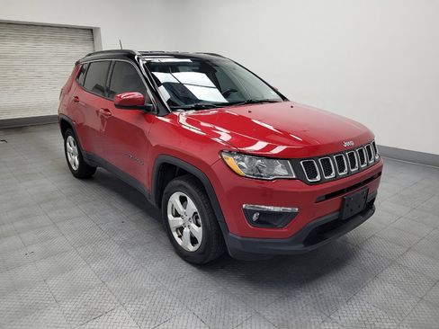 Used 2019 Jeep Compass Latitude w/ Popular Equipment Group AWD/4WD image 13