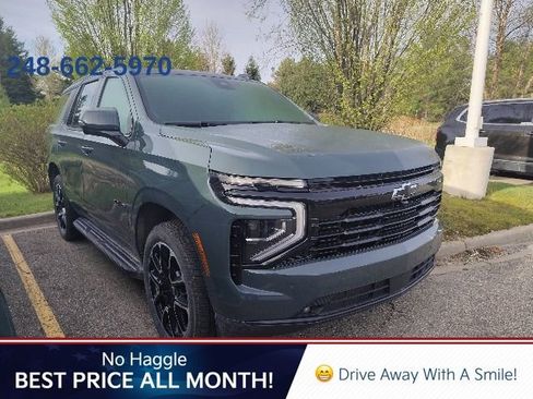 Used 2025 Chevrolet Tahoe RST w/ Comfort Package AWD/4WD image 5