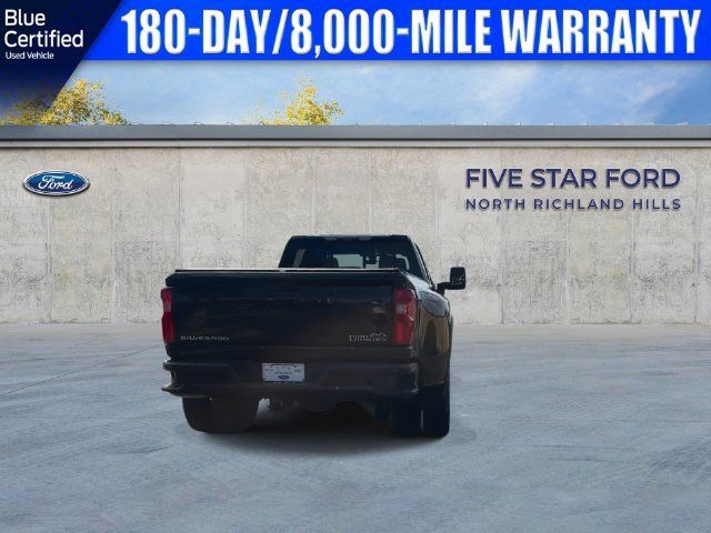 Used 2021 Chevrolet Silverado 3500 High Country w/ Technology Package AWD/4WD image 9
