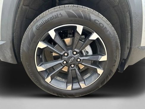 Used 2026 Chevrolet Equinox RS w/ LPO, Floor Liner Package AWD/4WD image 8