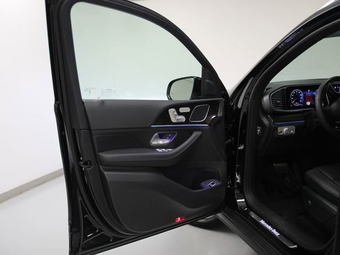 Certified 2025 Mercedes-Benz GLE 350 4MATIC image 15