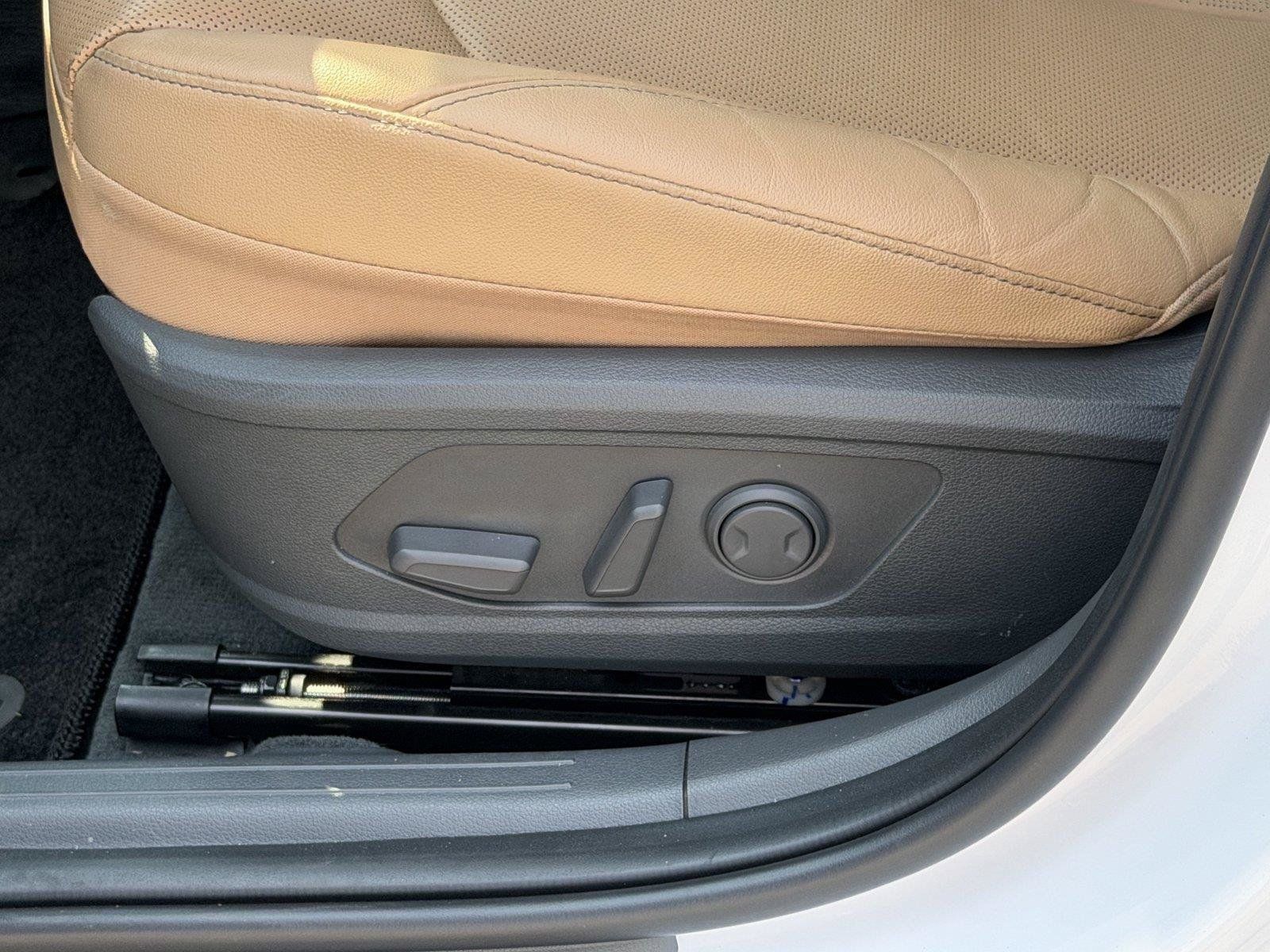 Used 2023 Hyundai Sonata Limited FWD image 13