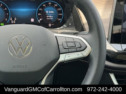 Used 2024 Volkswagen Atlas SEL Premium R-Line AWD/4WD image 16
