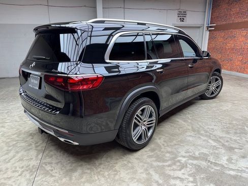 Certified 2025 Mercedes-Benz GLS 450 4MATIC image 5