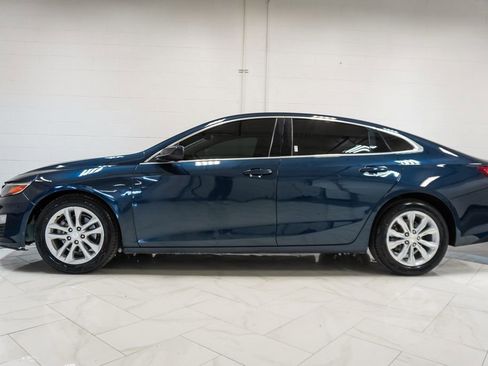 Used 2021 Chevrolet Malibu LT image 30