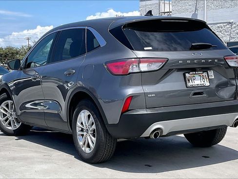 Used 2022 Ford Escape SE FWD image 4