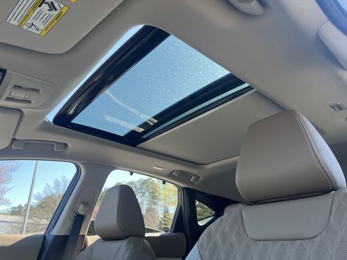 New 2026 Nissan Murano Platinum image 13