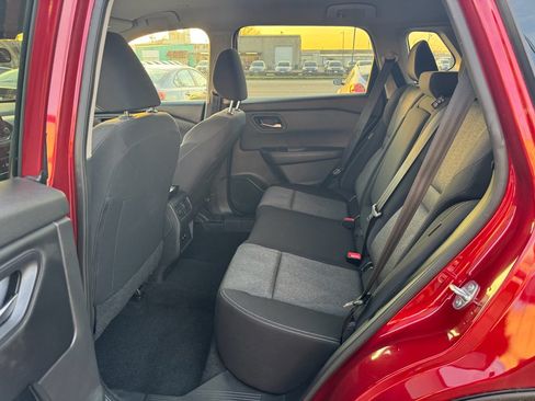 Used 2024 Nissan Rogue SV image 14