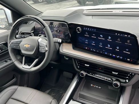 New 2026 Chevrolet Tahoe High Country AWD/4WD image 25