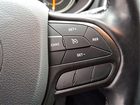 Used 2020 Jeep Cherokee Trailhawk w/ Comfort/Convenience Group image 22