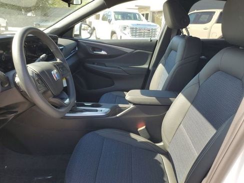New 2026 Buick Envista Preferred w/ Convenience II Package image 18