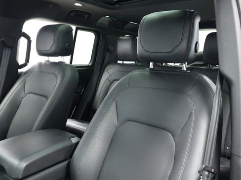 Used 2023 Land Rover Defender 110 Carpathian Edition image 16