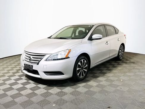 Used 2015 Nissan Sentra SV FWD image 4