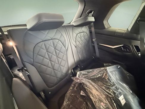 Used 2026 BMW X7 xDrive40i w/ M Sport Package image 33