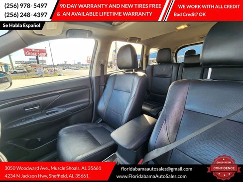 Used 2018 Mitsubishi Outlander SEL image 24