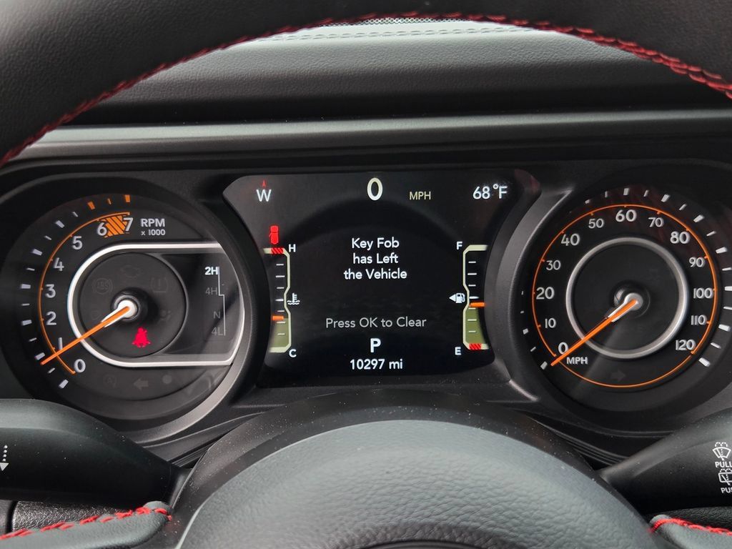 Used 2024 Jeep Wrangler Unlimited Rubicon w/ Convenience Group AWD/4WD image 26