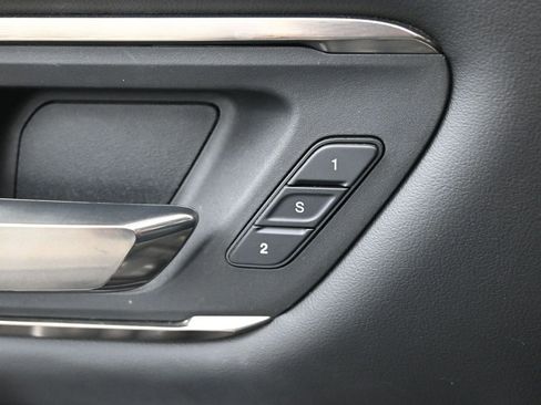 Used 2019 RAM 1500 Limited w/ Advanced Safety Group image 27