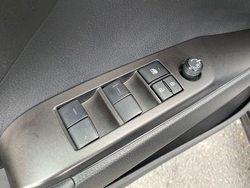 Used 2023 Toyota Camry SE image 15