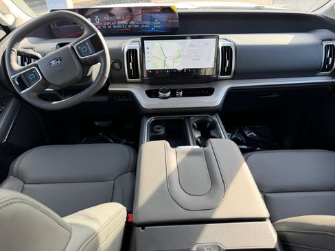New 2026 Ford Expedition Active AWD/4WD image 13