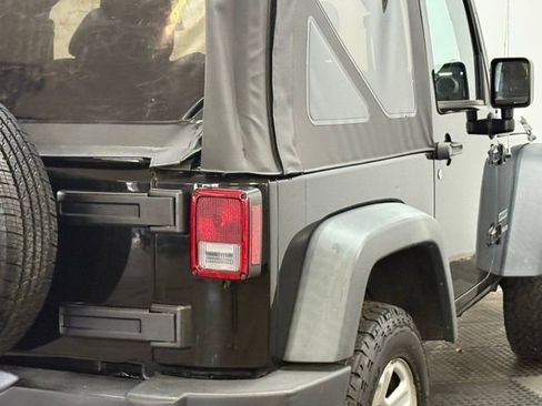 Used 2012 Jeep Wrangler Sport image 12