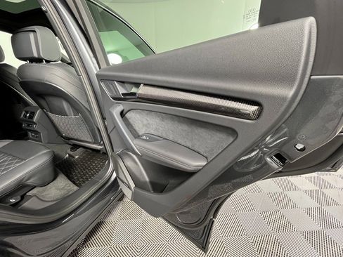 Used 2024 Audi SQ5 Premium Plus image 25