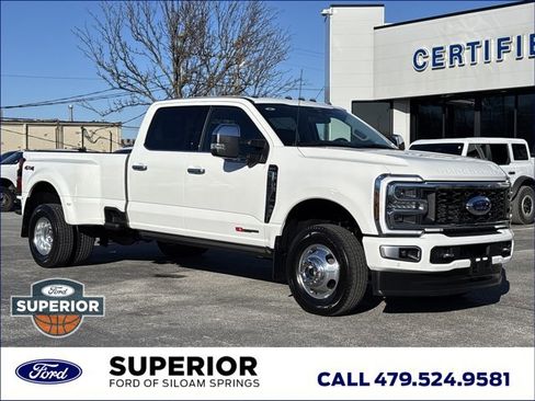 Used 2024 Ford F350 Limited image 1