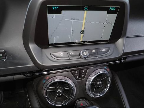 Used 2016 Chevrolet Camaro SS RWD image 11