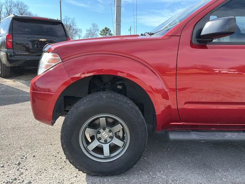 Used 2018 Nissan Frontier SV image 7